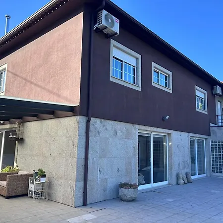 Dos Amados Pool & Sports Retreat